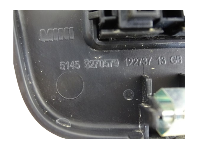 Media-afscherming I-paneel midden onder 9270579 MINI F55-F57 - Afbeelding 3