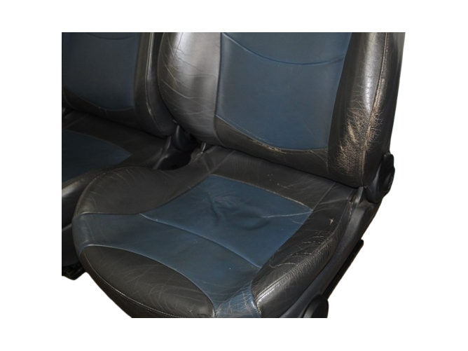 Full leather seats in Gravity Blue with heated seats for the MINI R50/R53 - Image 4