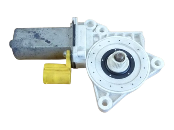 Window regulator motor – front right window regulator motor 6954276 MINI R50-R53